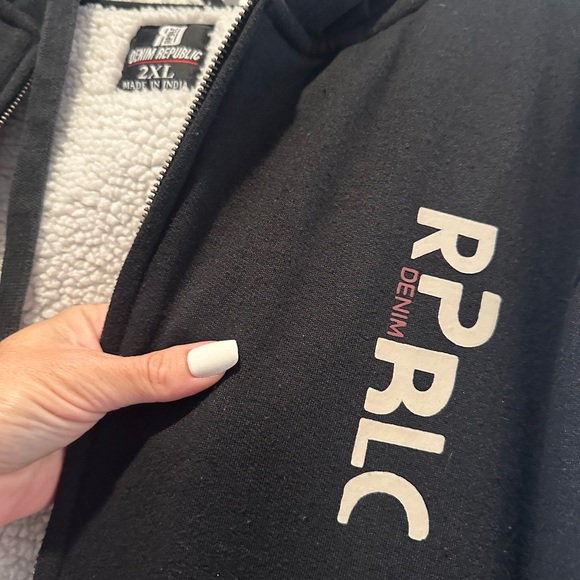 Men’s fleece lined zip up hoodie by Denim Republic - Picture 11 of 14